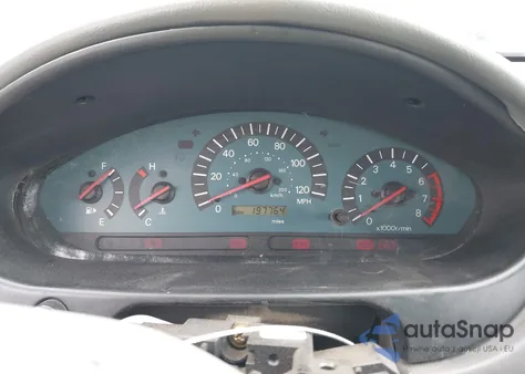 2002 Mitsubishi Galant Es/Ls z USA, uszkodzony, nr VIN 4A3AA46G32E114025